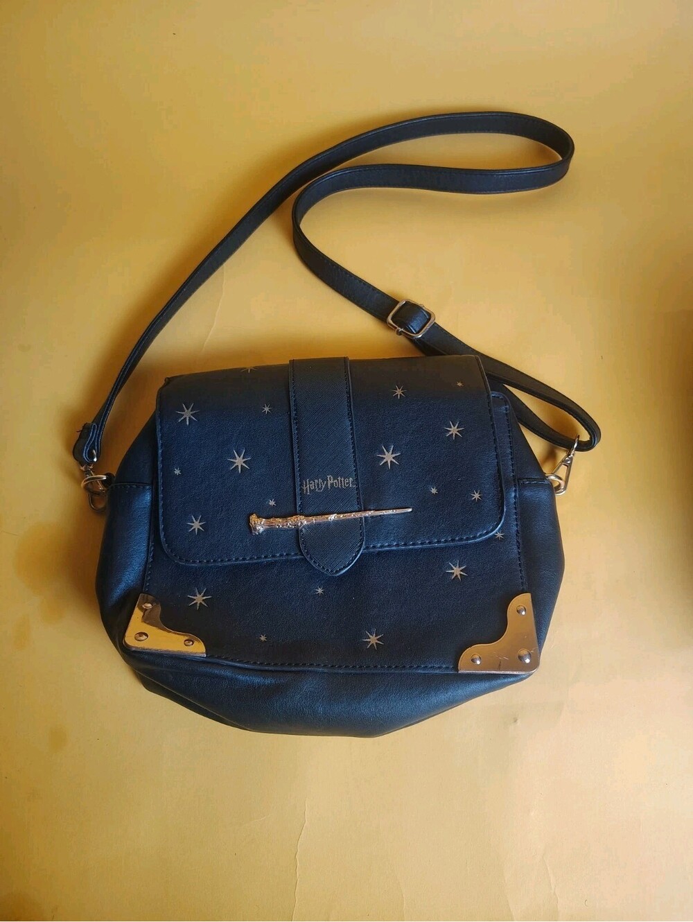 Bioworld Hot Topic Harry Potter Black Wand Purse Wizarding World